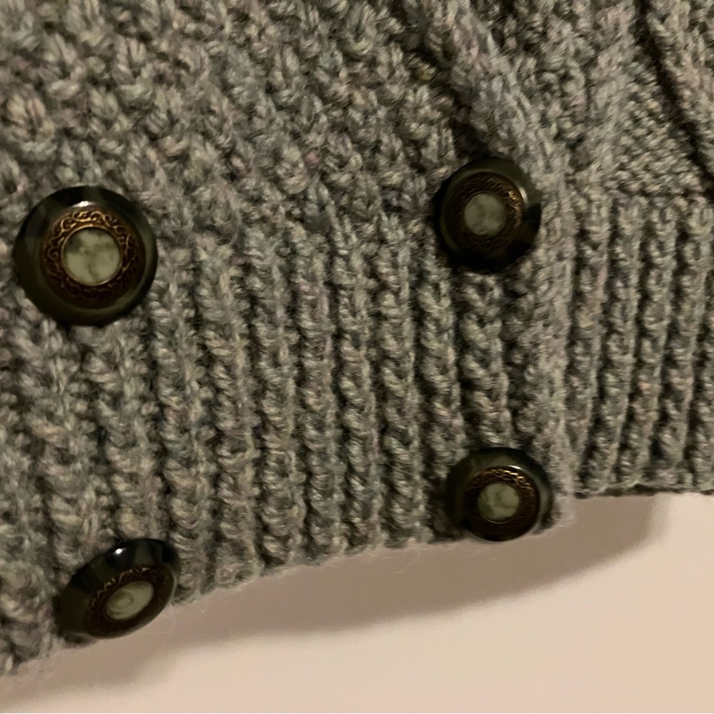 Irish Hand Knit Olive Green Sweater Vest Size Medium - Picture 5 of 7